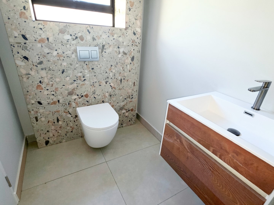 4 Bedroom Property for Sale in Sandown Western Cape